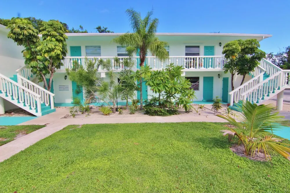221 SE 3rd Avenue #6 Boynton Beach, FL 33435
