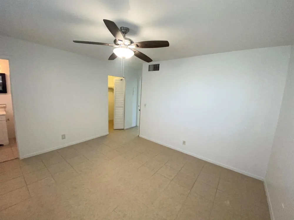 221 SE 3rd Avenue #6 Boynton Beach, FL 33435