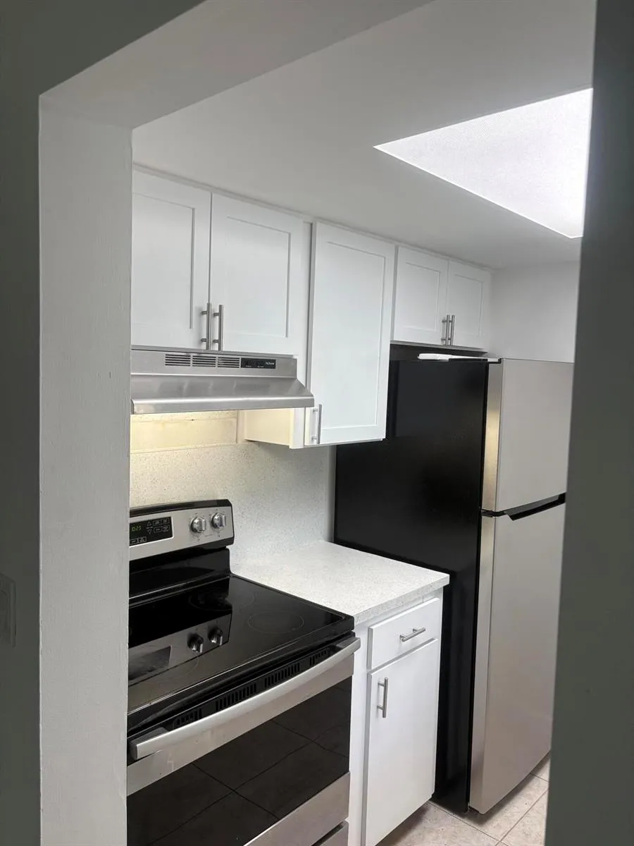 221 SE 3rd Avenue #6 Boynton Beach, FL 33435