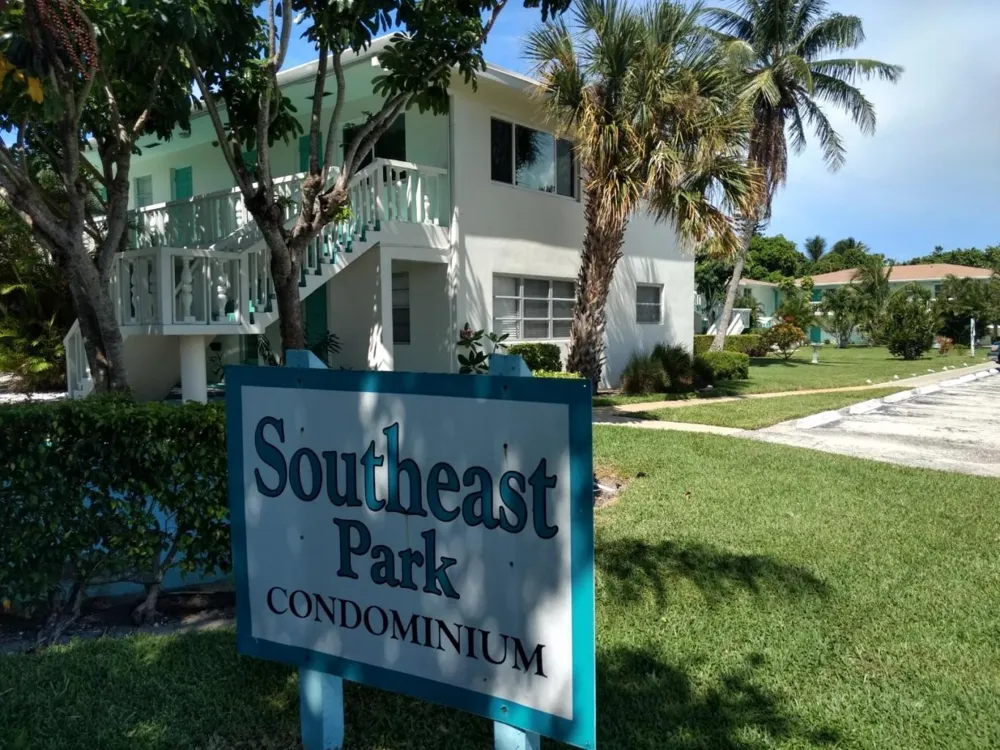 221 SE 3rd Avenue #6 Boynton Beach, FL 33435