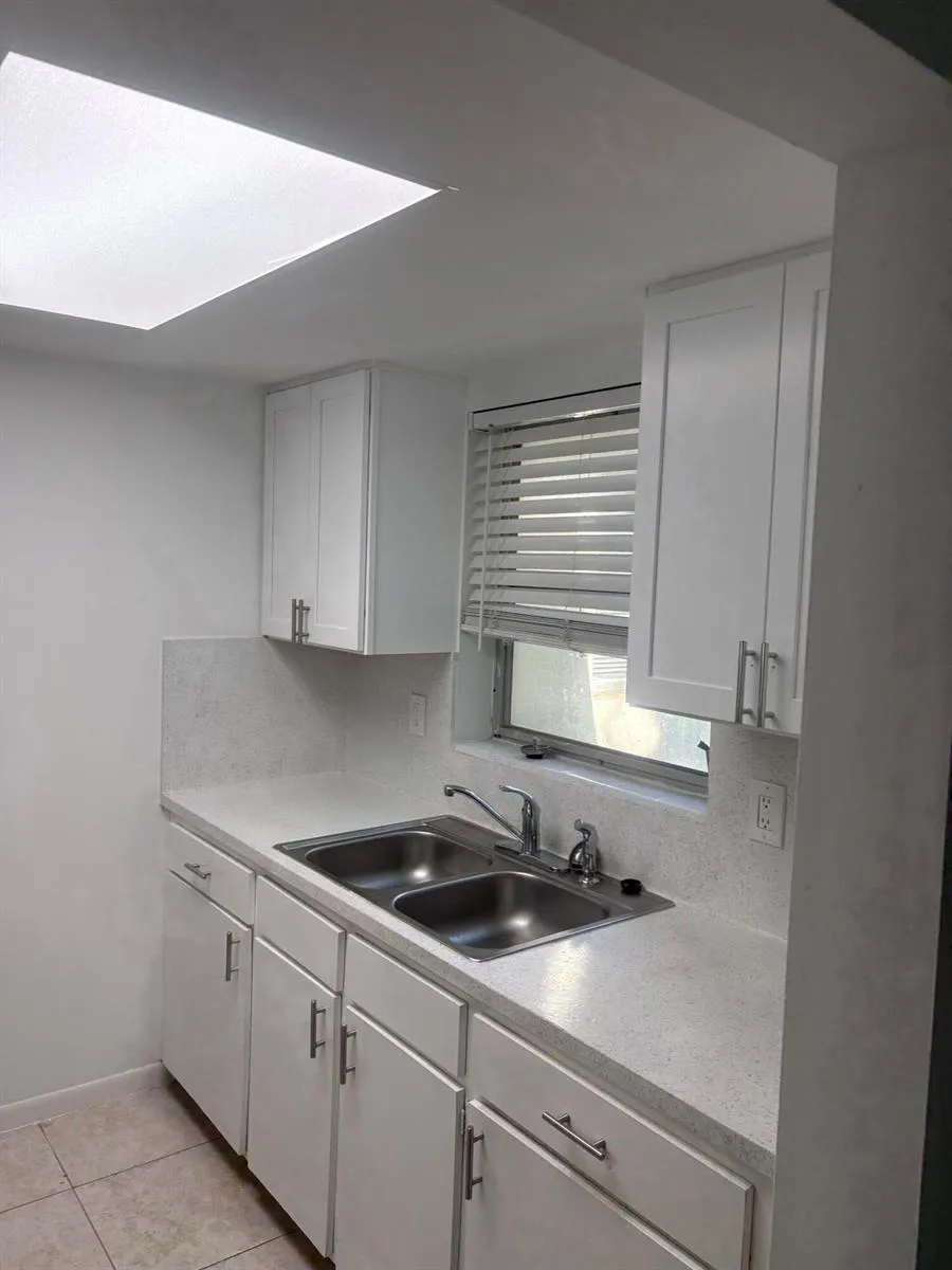 221 SE 3rd Avenue #6 Boynton Beach, FL 33435