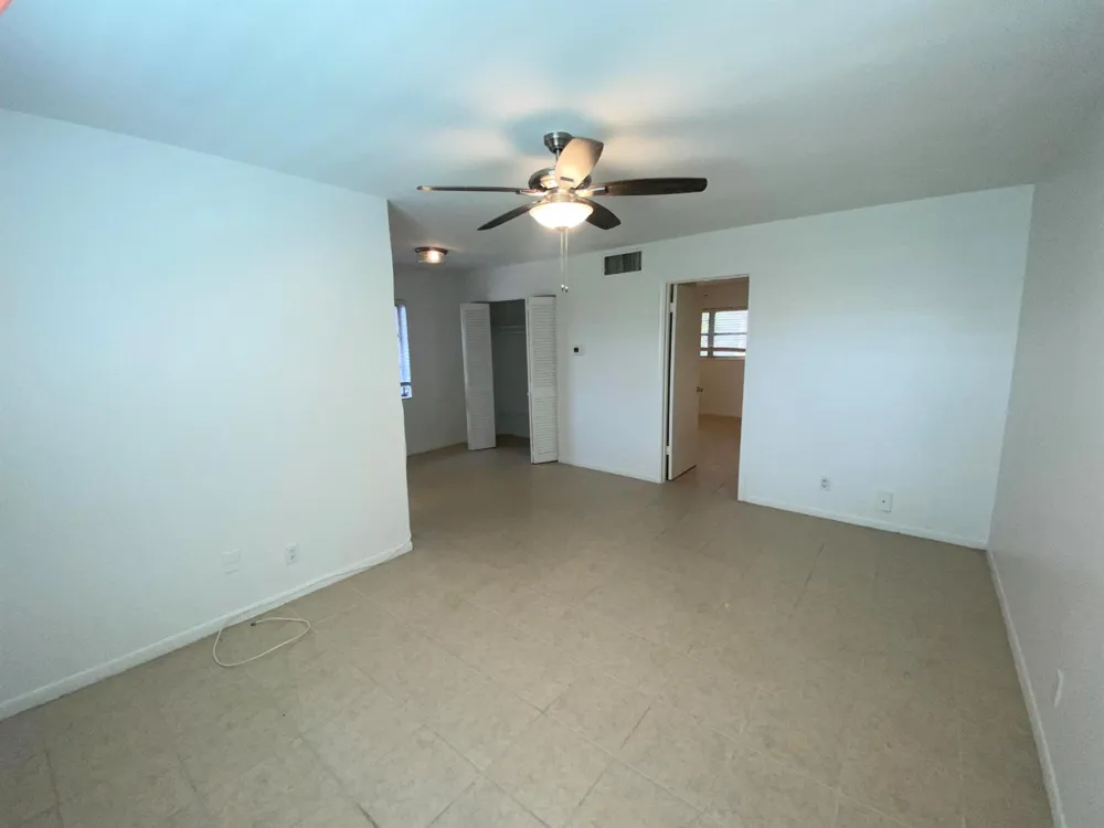 221 SE 3rd Avenue #6 Boynton Beach, FL 33435