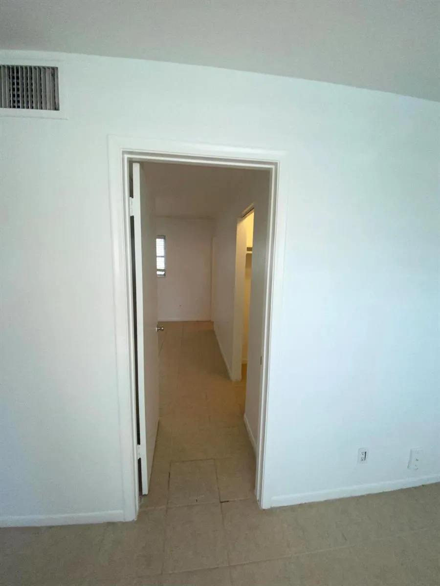 221 SE 3rd Avenue #6 Boynton Beach, FL 33435