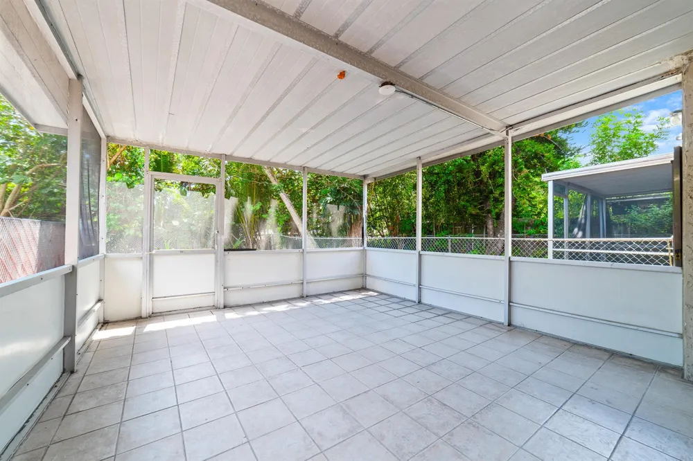 276 SUNSHINE DRIVE Coconut Creek, FL 33066