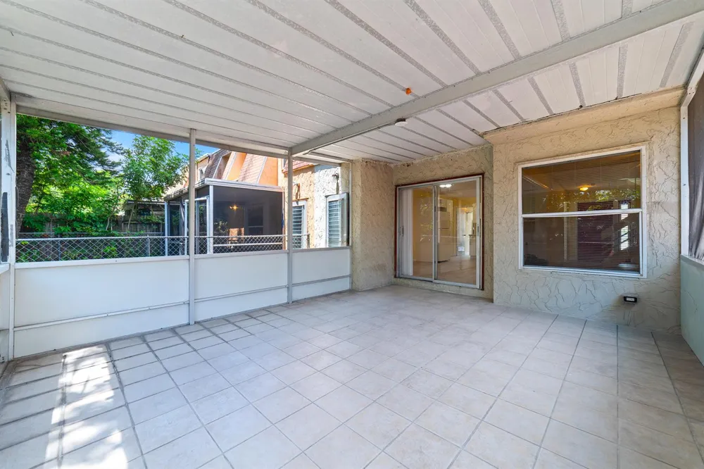 276 SUNSHINE DRIVE Coconut Creek, FL 33066