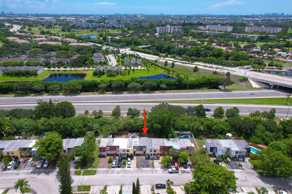 276 SUNSHINE DRIVE Coconut Creek, FL 33066