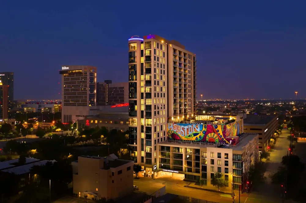 1515 Austin Street #1-1306 Houston, TX 77002