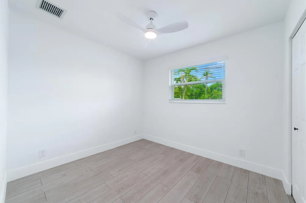 6335 Southgate Boulevard Margate, FL 33068