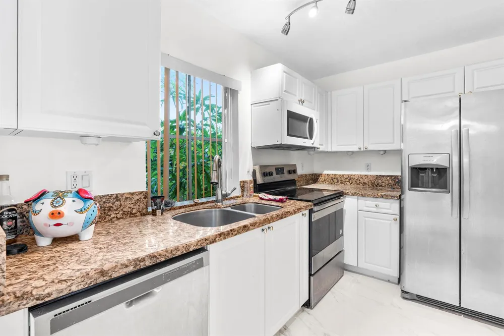 190 SE 2nd Street Deerfield Beach, FL 33441