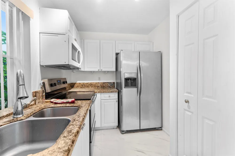 190 SE 2nd Street Deerfield Beach, FL 33441