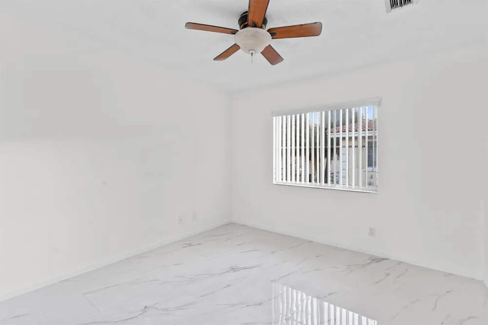 190 SE 2nd Street Deerfield Beach, FL 33441