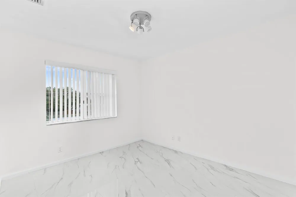 190 SE 2nd Street Deerfield Beach, FL 33441