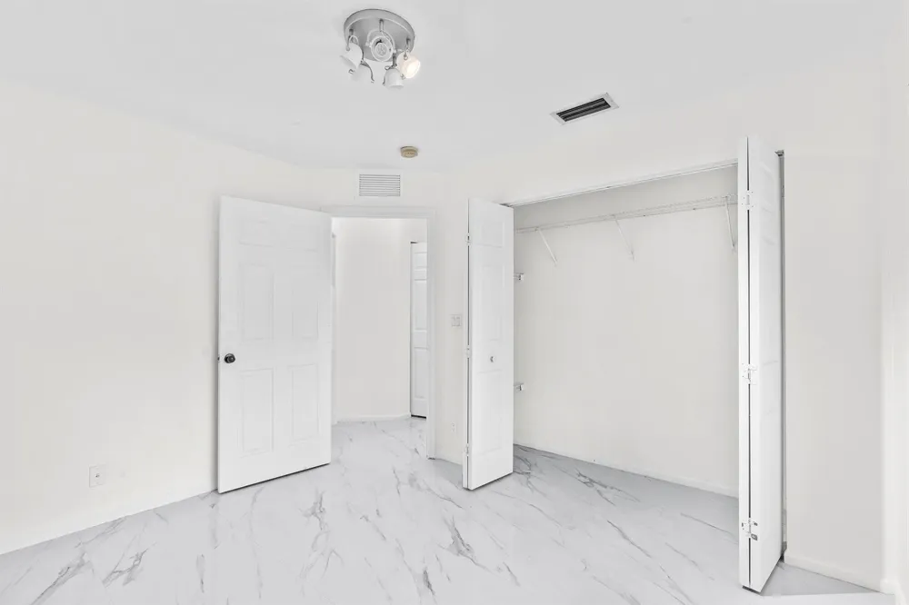 190 SE 2nd Street Deerfield Beach, FL 33441