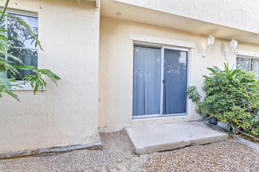 190 SE 2nd Street Deerfield Beach, FL 33441