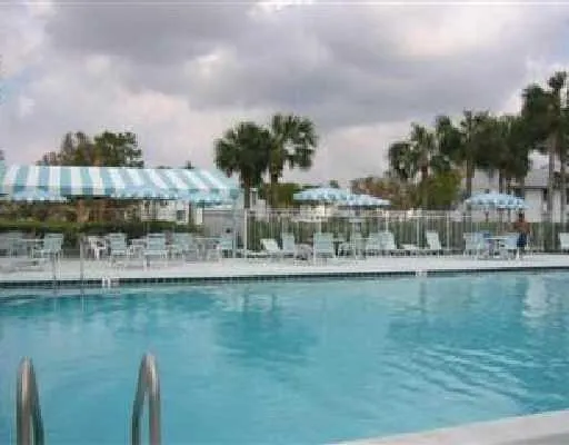 3708 SAVOY LANE #E West Palm Beach, FL 33417