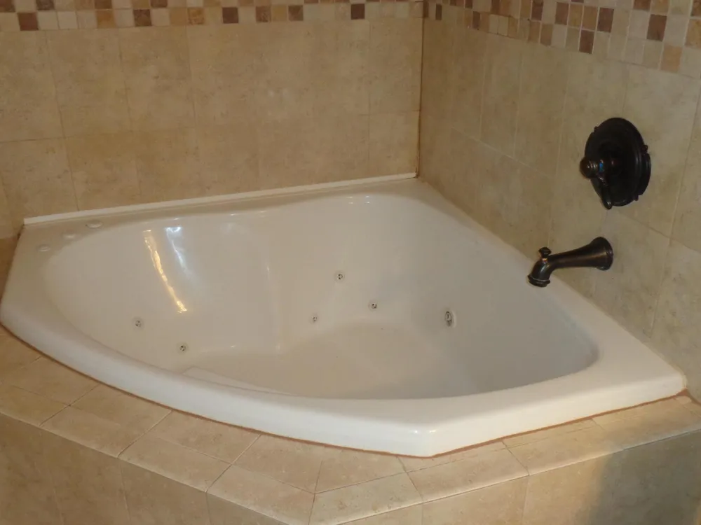 3708 SAVOY LANE #E West Palm Beach, FL 33417