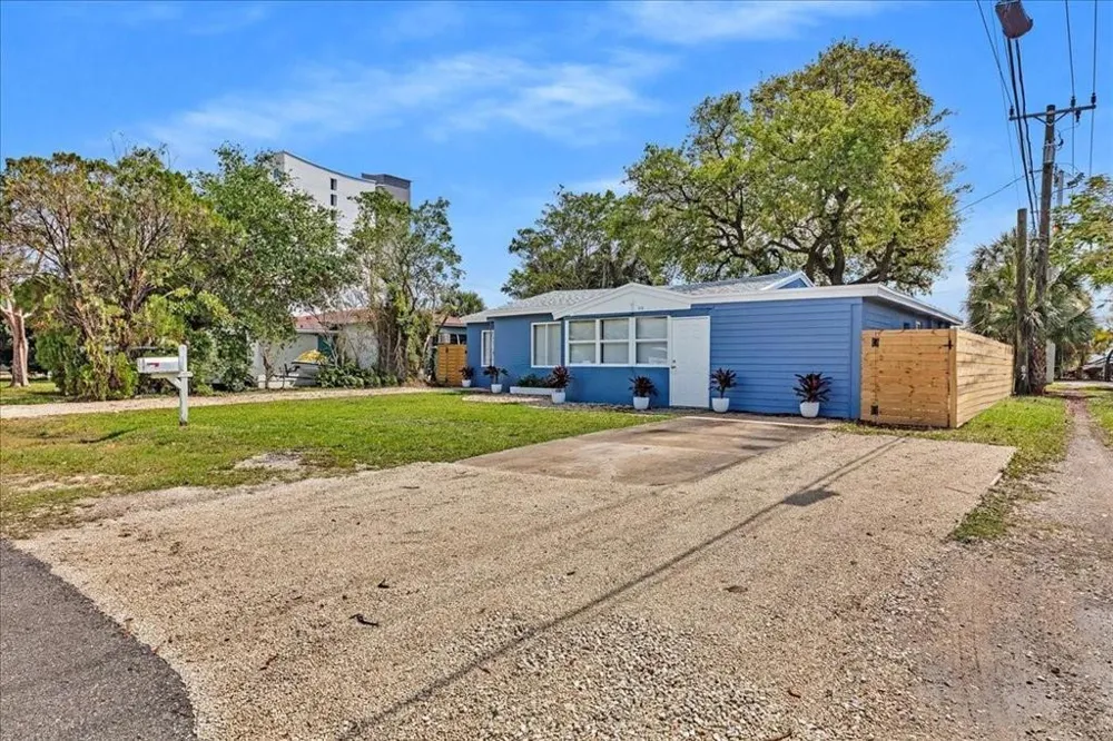 312 SE 23RD STREET #1-2 Fort Lauderdale, FL 33316