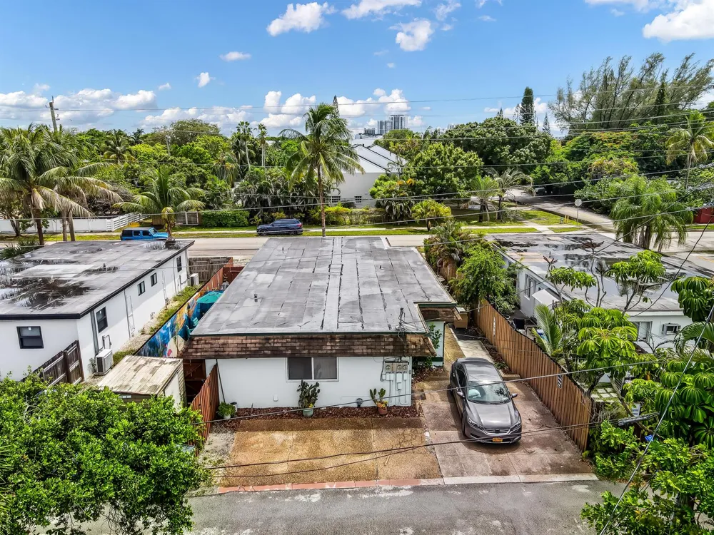 1637 Taft Street Hollywood, FL 33020