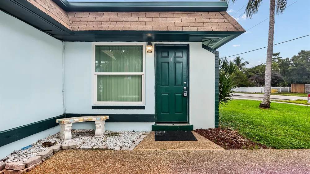1637 Taft Street Hollywood, FL 33020