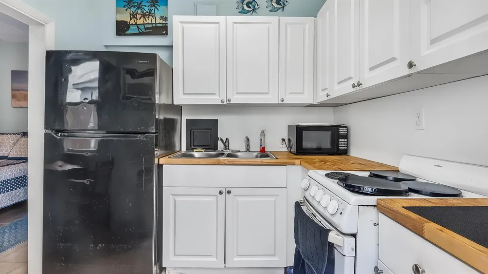 1637 Taft Street Hollywood, FL 33020