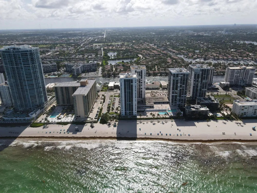 1637 Taft Street Hollywood, FL 33020