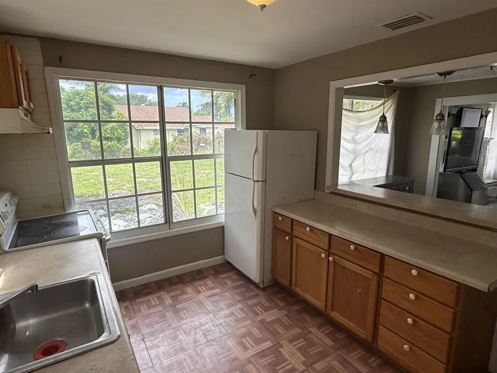 2422 Genessee Avenue West Palm Beach, FL 33409