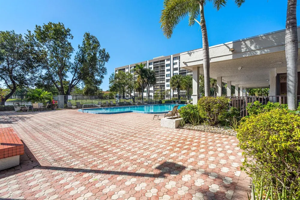 1244 S Military Trail #725 Deerfield Beach, FL 33442