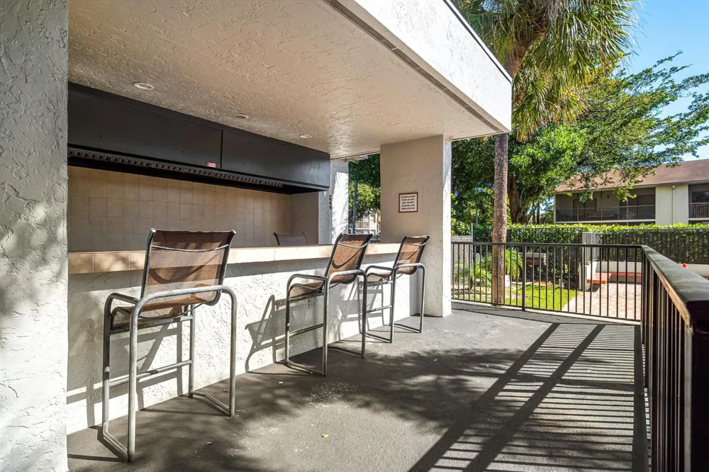 1244 S Military Trail #725 Deerfield Beach, FL 33442