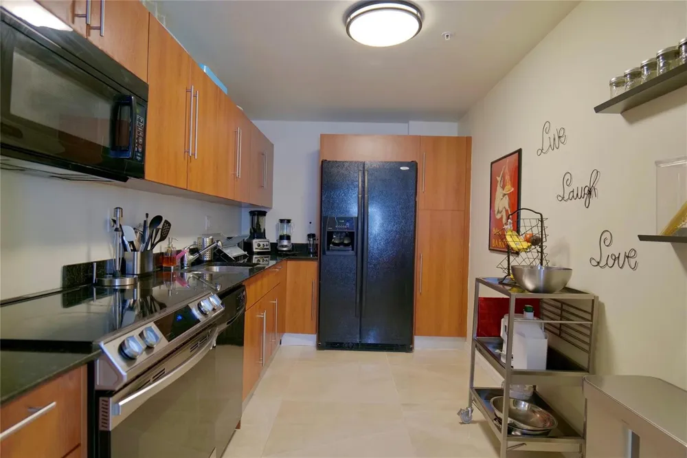 3000 S Ocean Drive #312 Hollywood, FL 33019