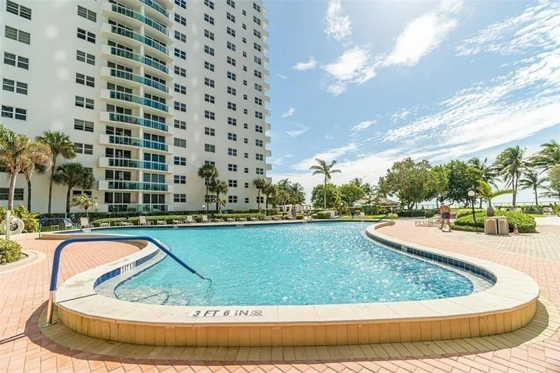 3000 S Ocean Drive #312 Hollywood, FL 33019