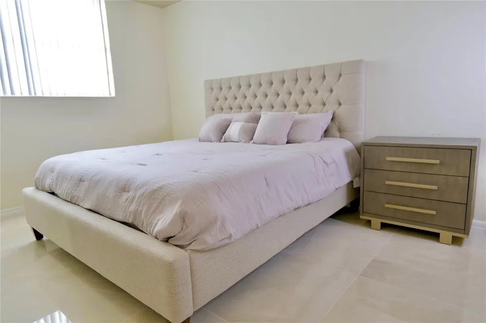 3000 S Ocean Drive #312 Hollywood, FL 33019