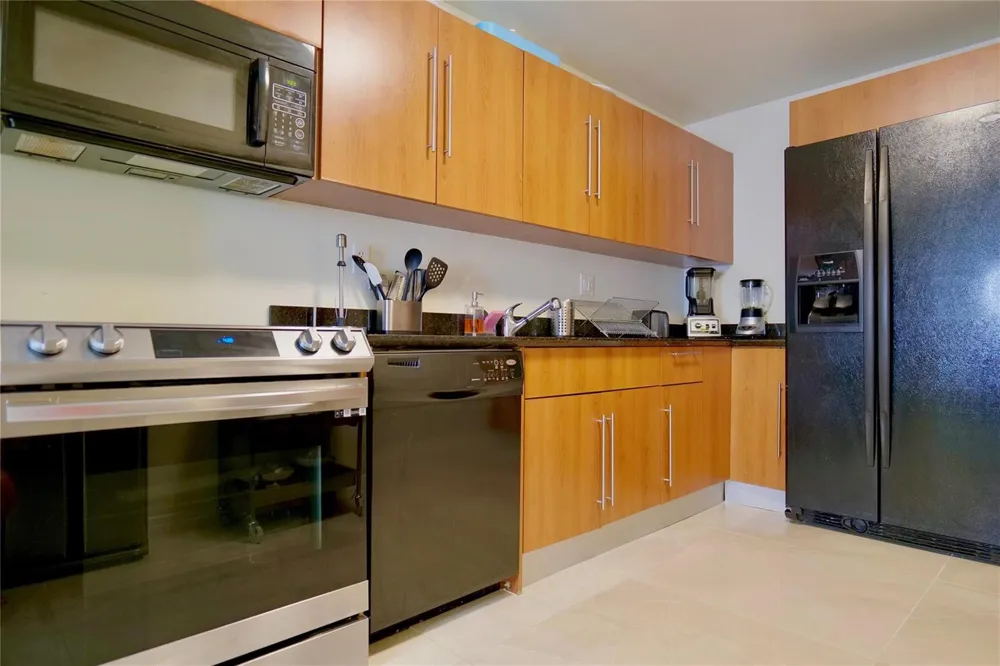 3000 S Ocean Drive #312 Hollywood, FL 33019