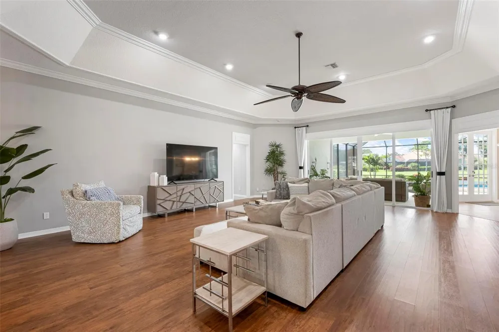 434 TREMINGHAM WAY Venice, FL 34293