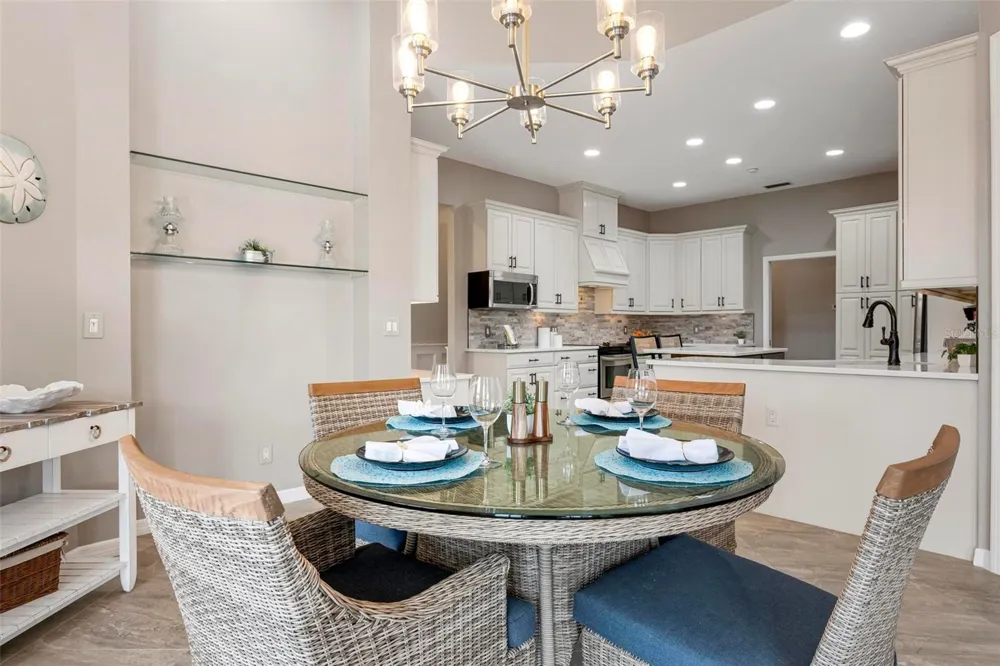 434 TREMINGHAM WAY Venice, FL 34293
