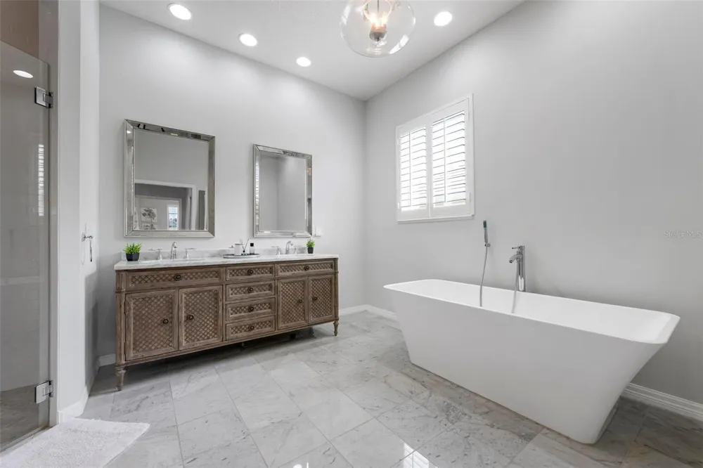 434 TREMINGHAM WAY Venice, FL 34293