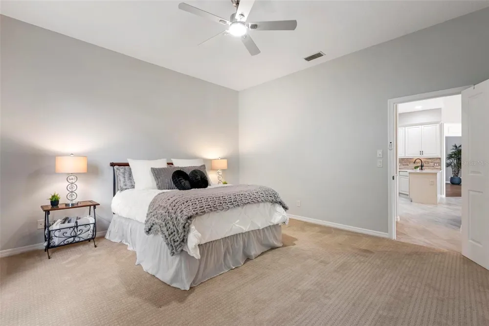 434 TREMINGHAM WAY Venice, FL 34293