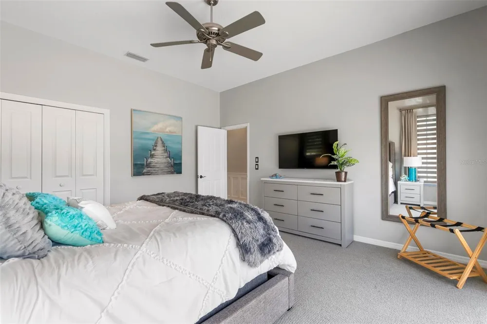 434 TREMINGHAM WAY Venice, FL 34293