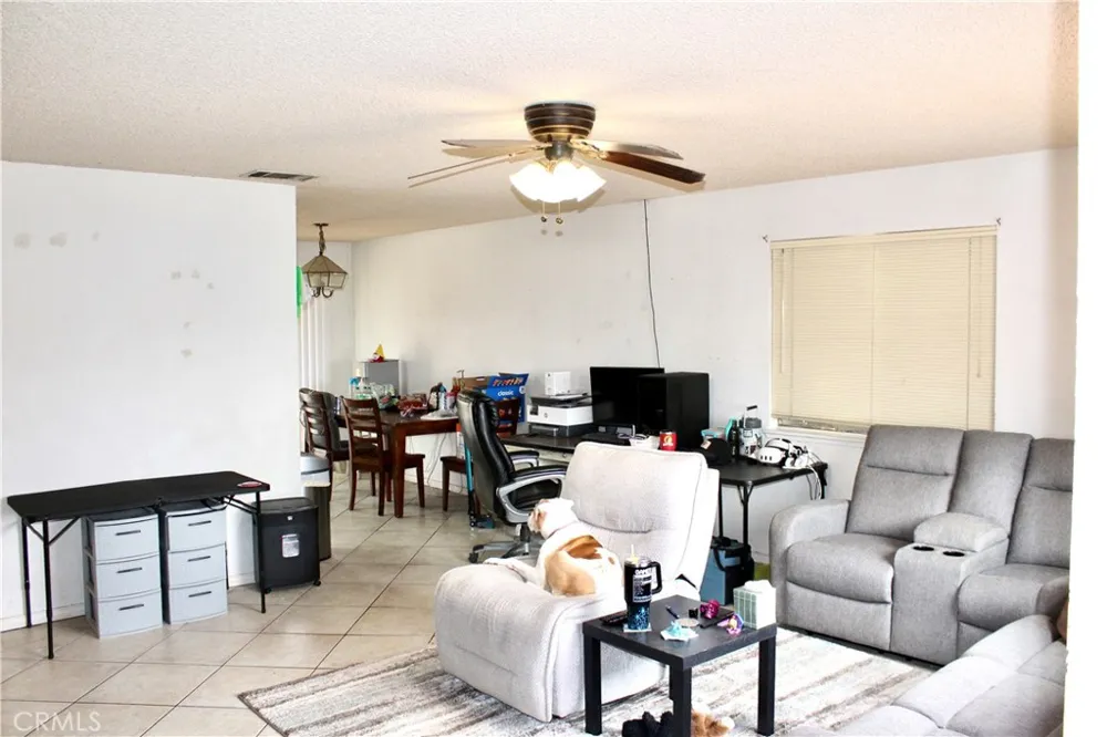 951 Chateau Way Barstow, CA 92311