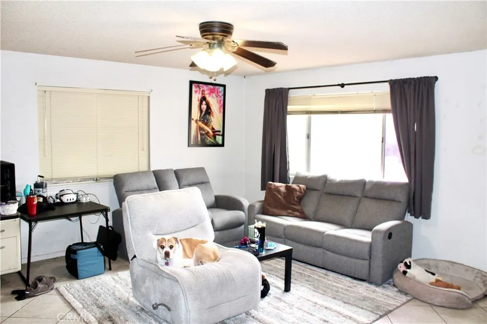 951 Chateau Way Barstow, CA 92311