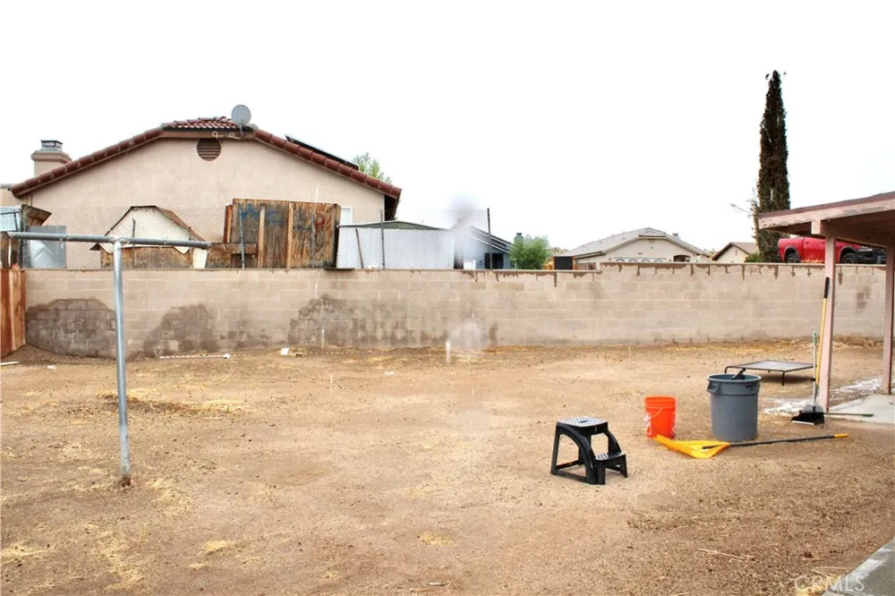 951 Chateau Way Barstow, CA 92311