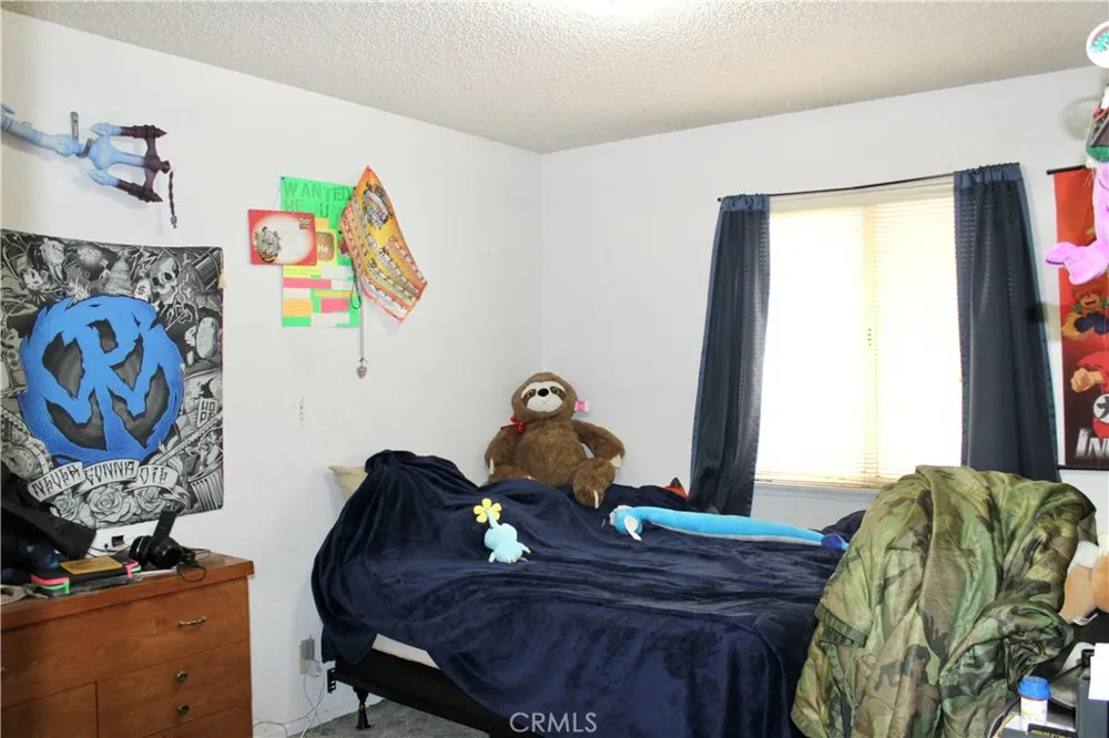 951 Chateau Way Barstow, CA 92311