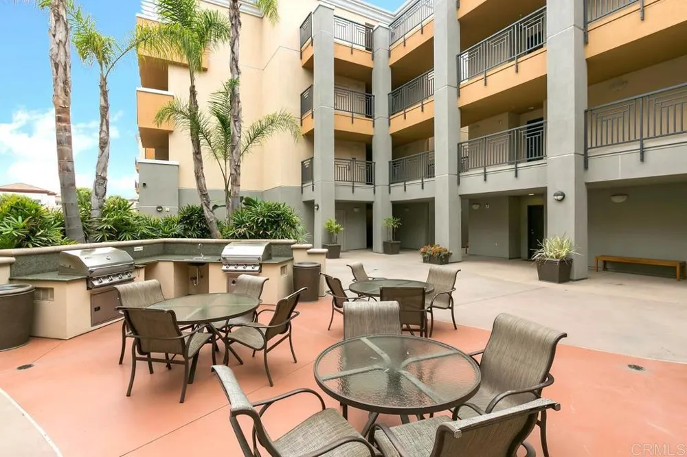 3857 Pell Place #405 San Diego, CA 92130