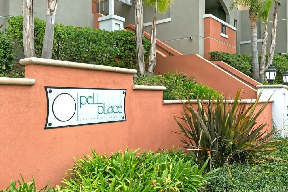 3857 Pell Place #405 San Diego, CA 92130