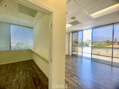 1425 W Foothill #310