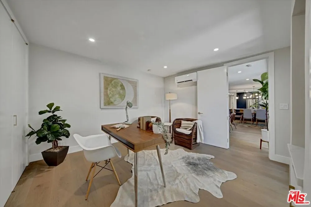 7560 Hollywood Boulevard #106 Los Angeles, CA 90046