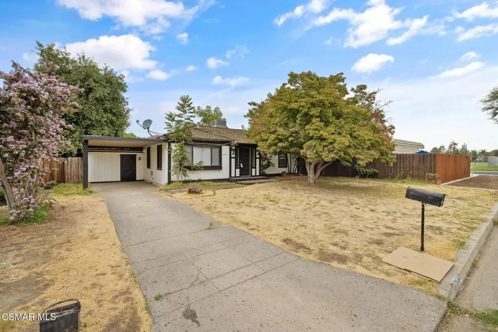 639 O STREET Tulare, CA 93274