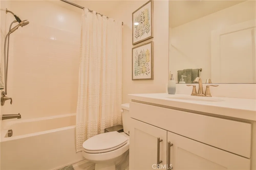 14114 Bay Street La Mirada, CA 90638