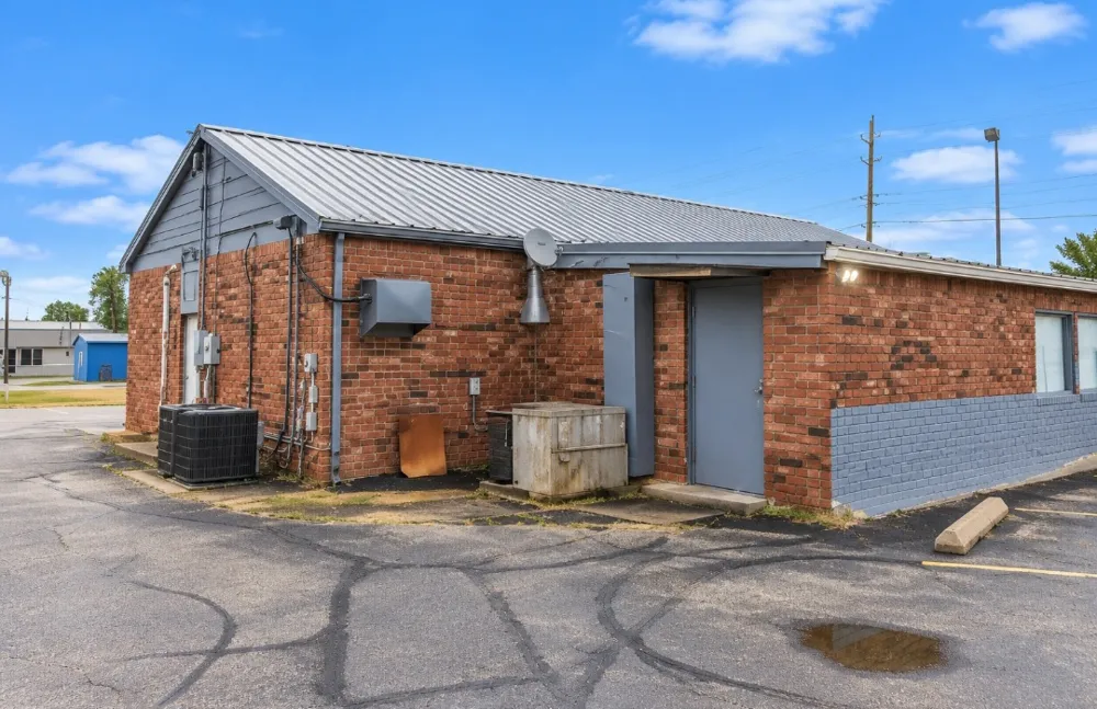 1000 NS Wood Drive Okmulgee, OK 74447