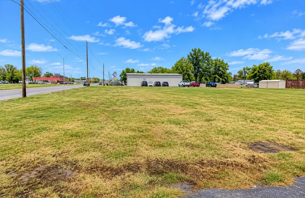 1000 NS Wood Drive Okmulgee, OK 74447