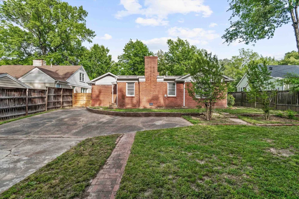 37 N CENTURY ST Memphis, TN 38111